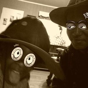 Meet your Posher, Eli